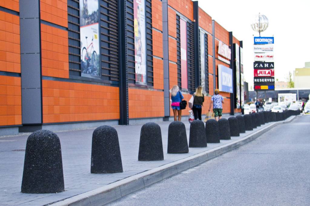 betoninis atitvaras
